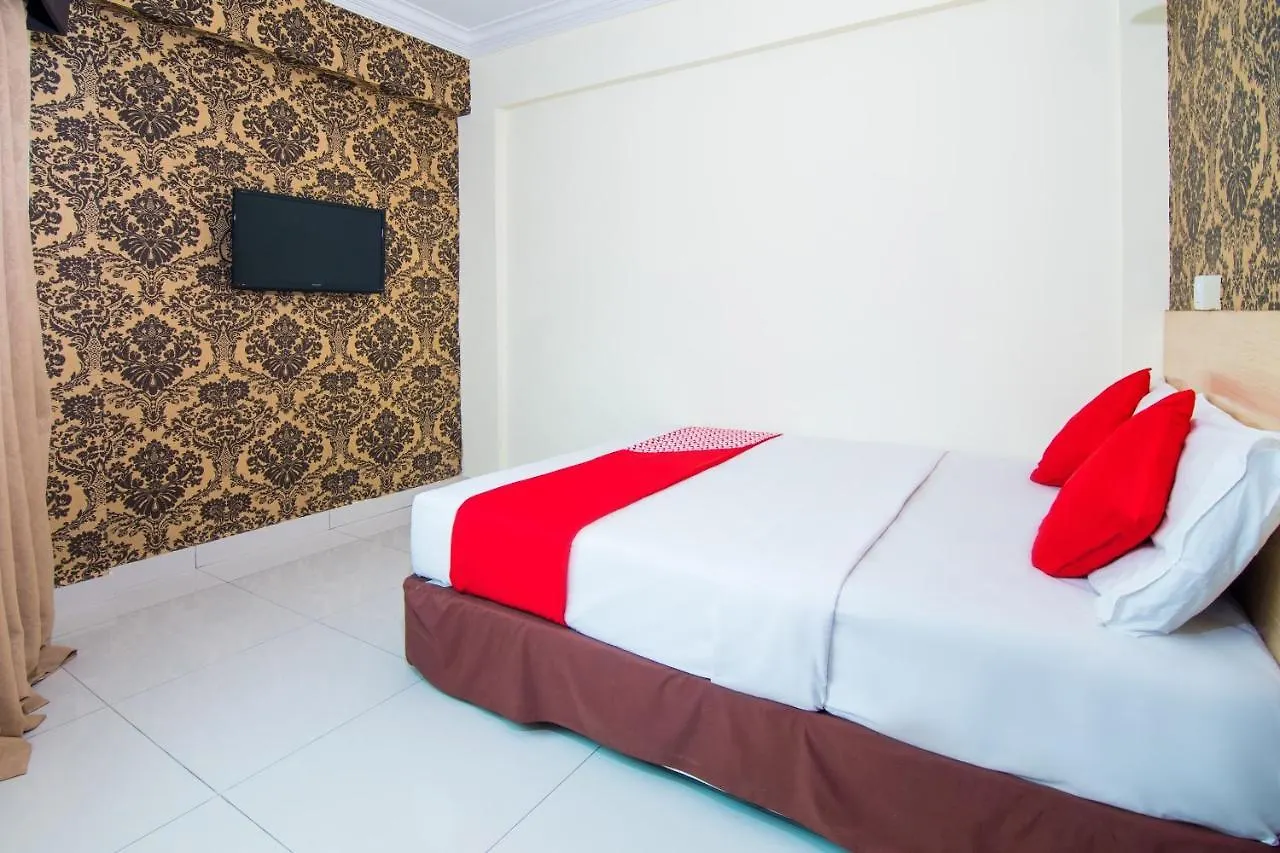 Oyo 528 Andaman Sea Hotel Batu Feringgi