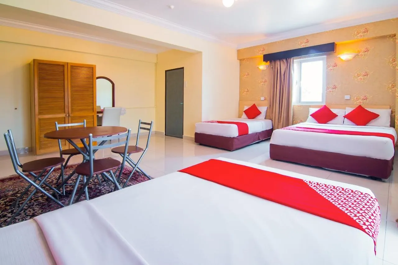 Oyo 528 Andaman Sea Hotel Batu Feringgi Maleisië